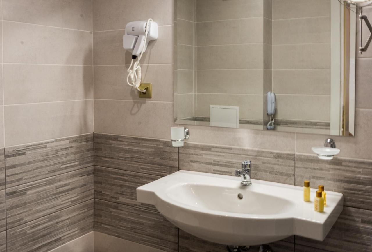 Vemara City Boutique Hotel-Free Parking Βάρνα Εξωτερικό φωτογραφία