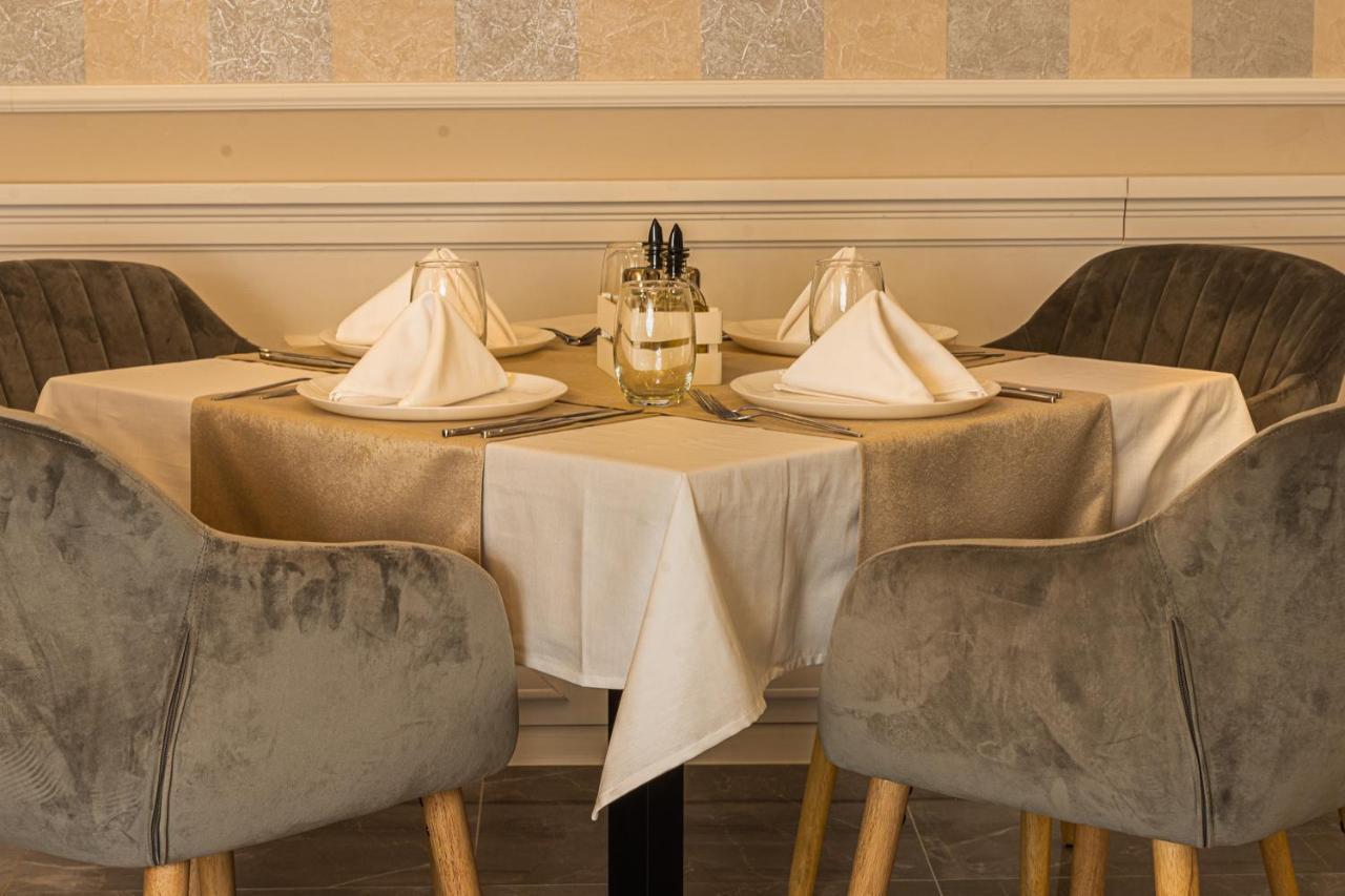 Vemara City Boutique Hotel-Free Parking Βάρνα Εξωτερικό φωτογραφία