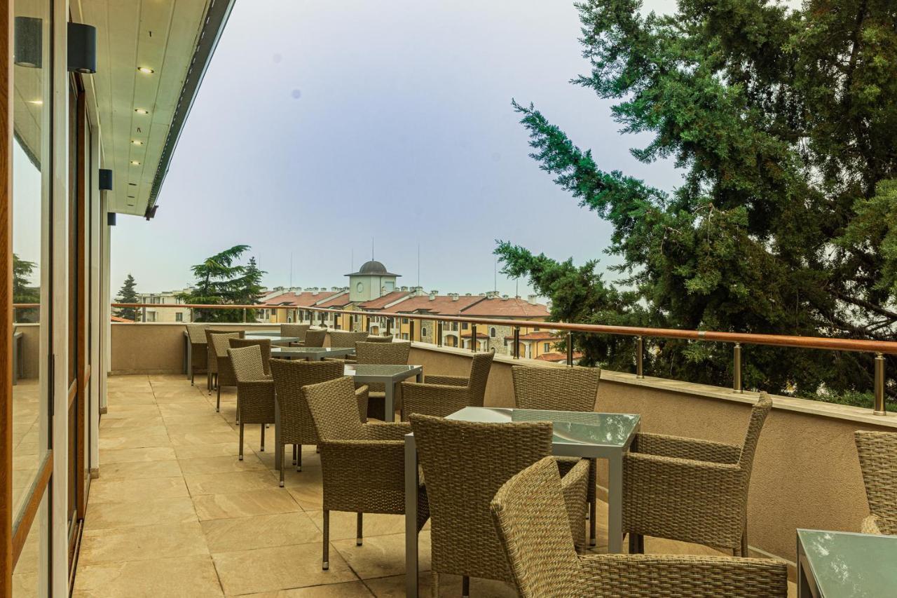 Vemara City Boutique Hotel-Free Parking Βάρνα Εξωτερικό φωτογραφία